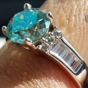 925 sterling silver 2.5 carat green color changing moissanite baguette ring